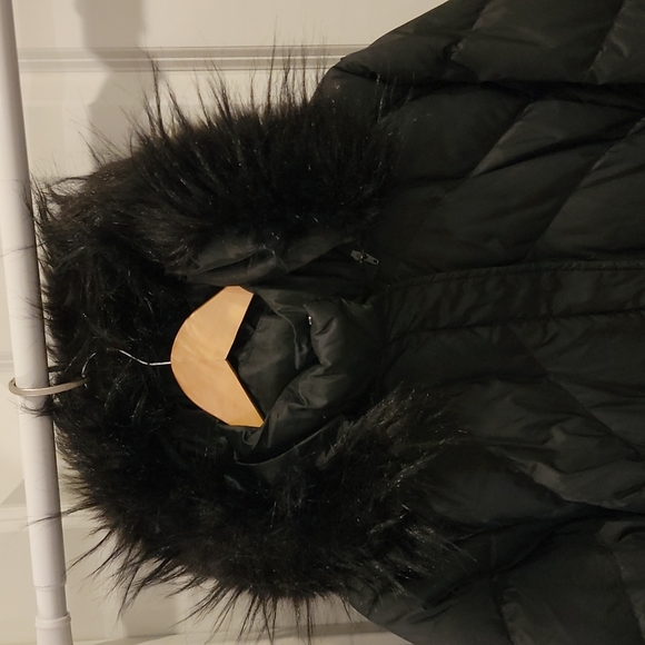 Talbots downed puffer coat. Black, faux fur lining removable.XL - Picture 3 of 8